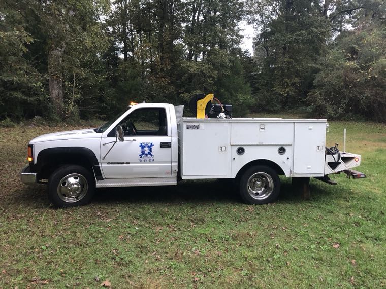 Moon's Mobile Mechanic service truck