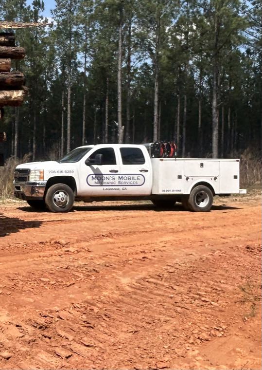 Moon's Mobile Mechanic service truck